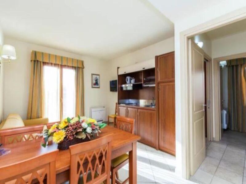 Hotel Regina Elena Olbia Kültér fotó