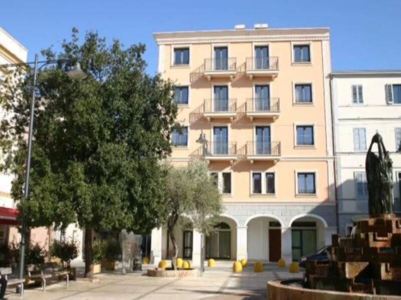 Hotel Regina Elena Olbia Kültér fotó