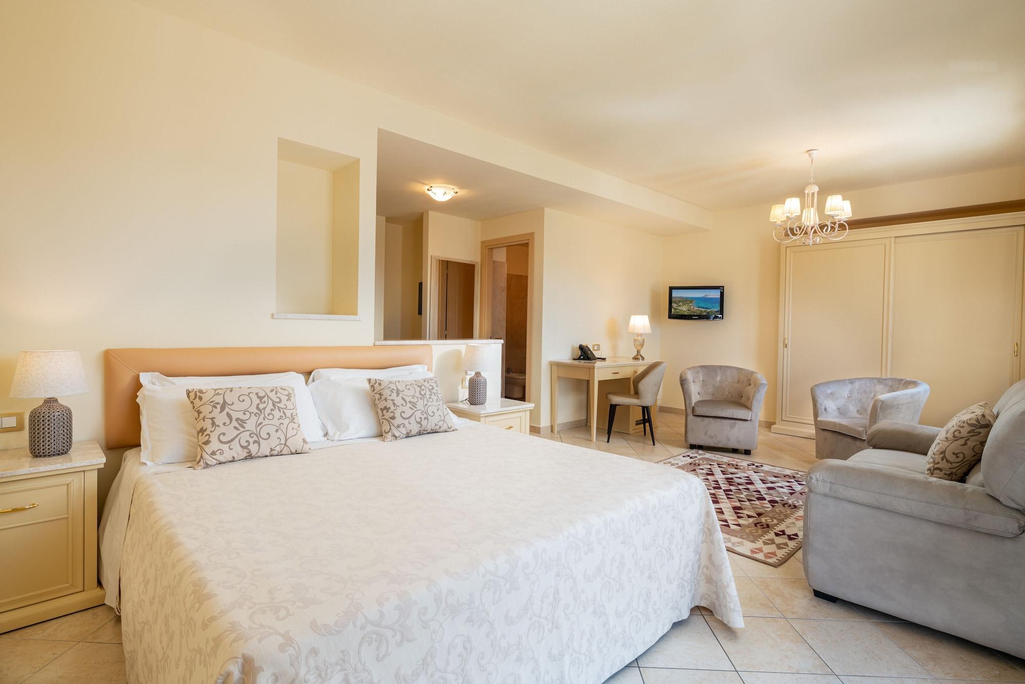 Hotel Regina Elena Olbia Kültér fotó