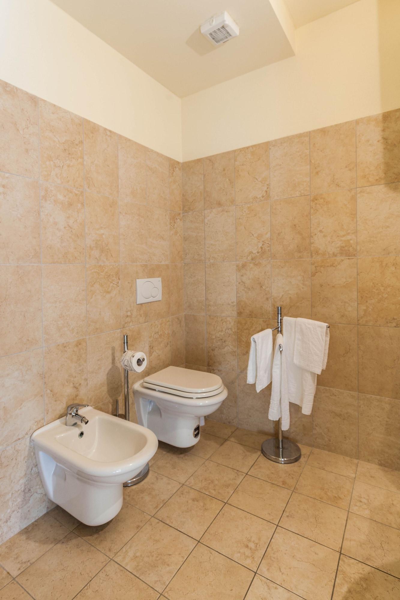 Hotel Regina Elena Olbia Kültér fotó